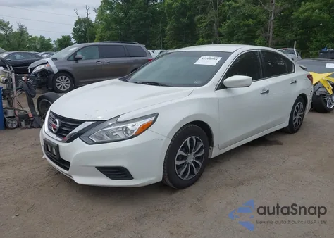 2017 Nissan Altima 2.5 S z USA, uszkodzony, nr VIN 1N4AL3APXHN338020